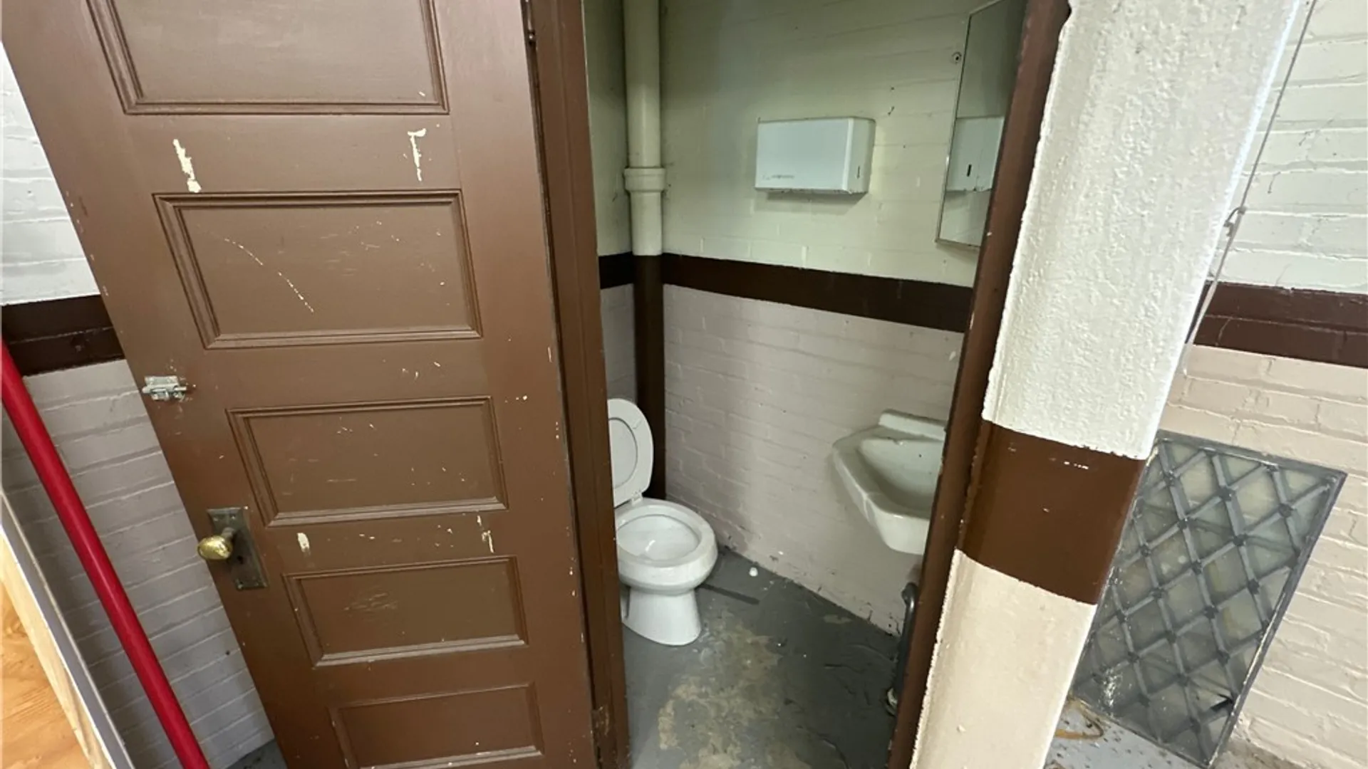 Property at 1441 East Avenue, Rochester, NY 14610 19