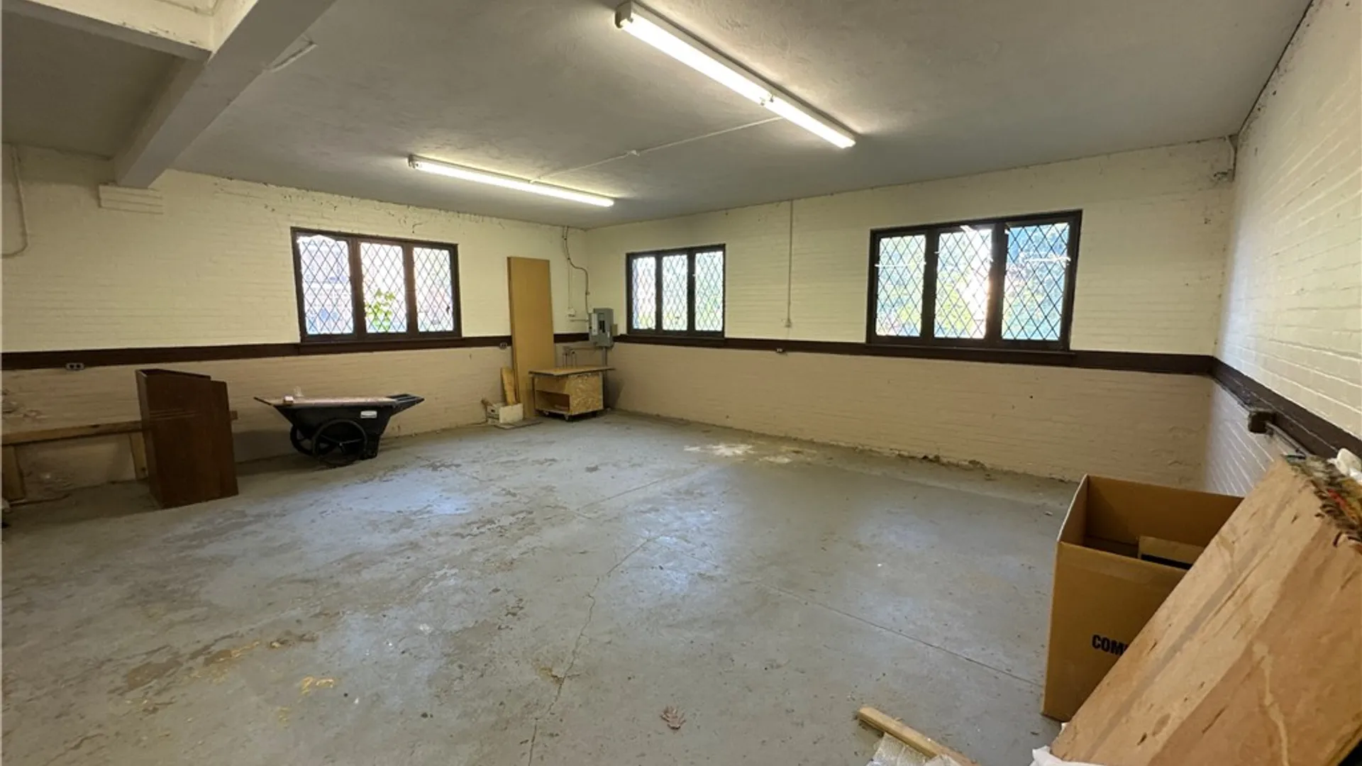 Property at 1441 East Avenue, Rochester, NY 14610 15