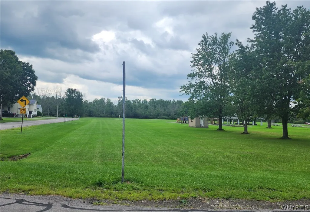 Property at 00-001 Griswold Road, Royalton, NY 14001