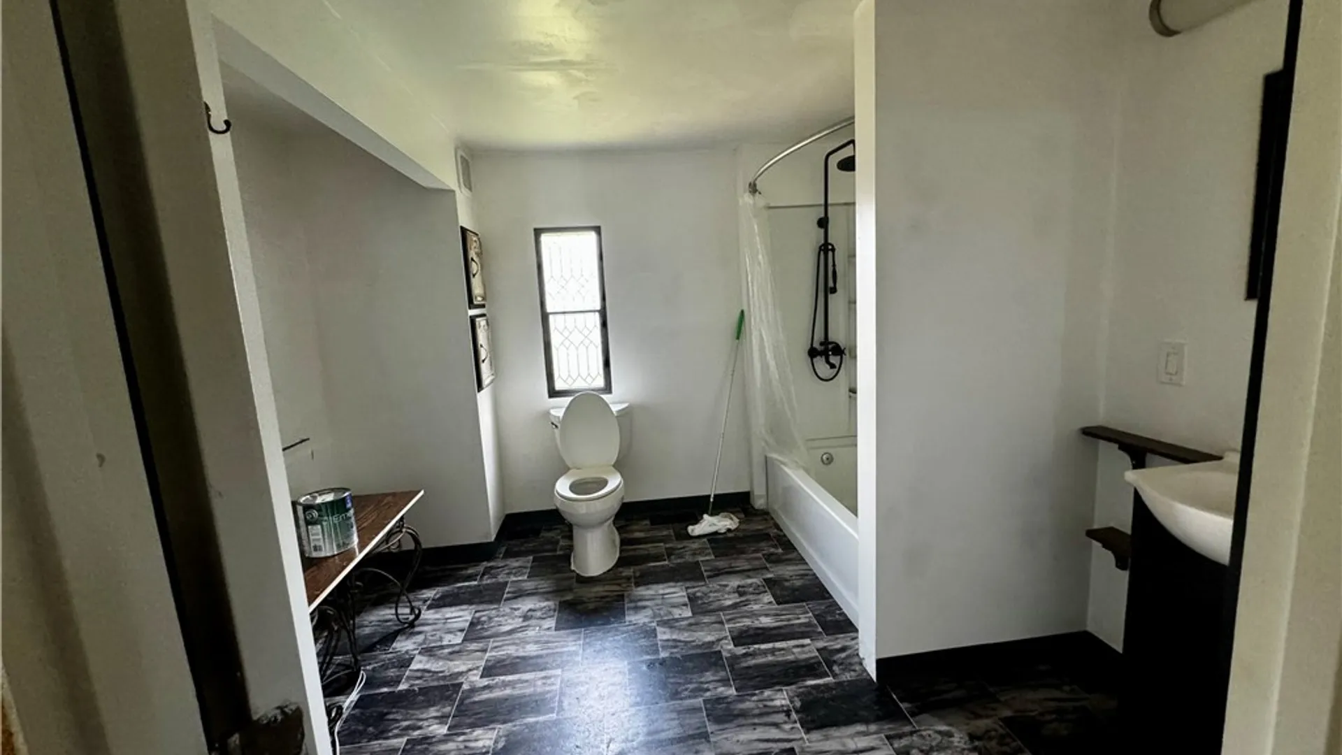 Property at 21 briarwood, Batavia, NY 14020 5