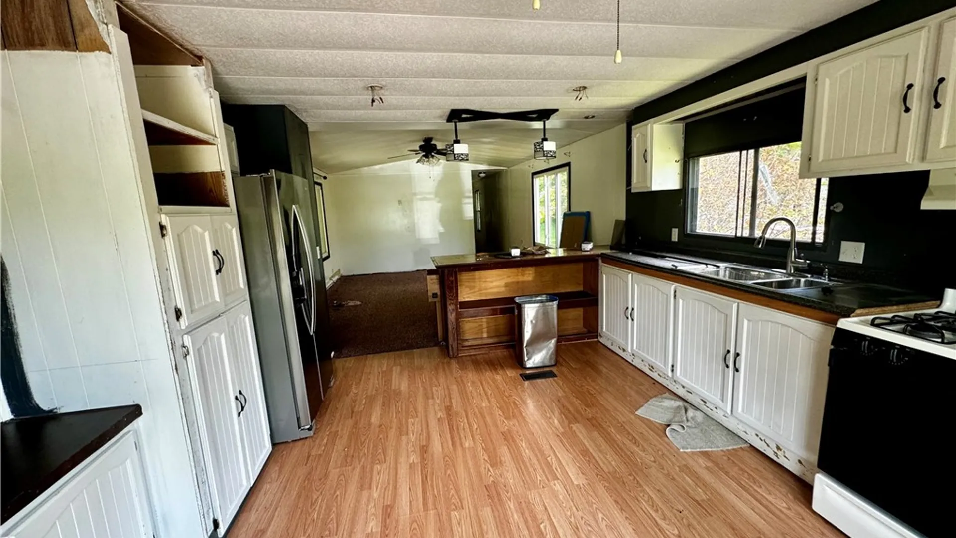 Property at 21 briarwood, Batavia, NY 14020 9
