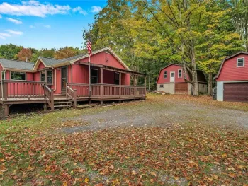 Property at 1889 Cornwall Road, Aurora, NY 14139