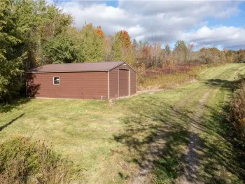Property at 8617 Carney Hollow Rd, Springwater, NY 14572