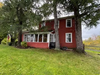 Property at 4958 State Route 5, Vernon, NY 13476