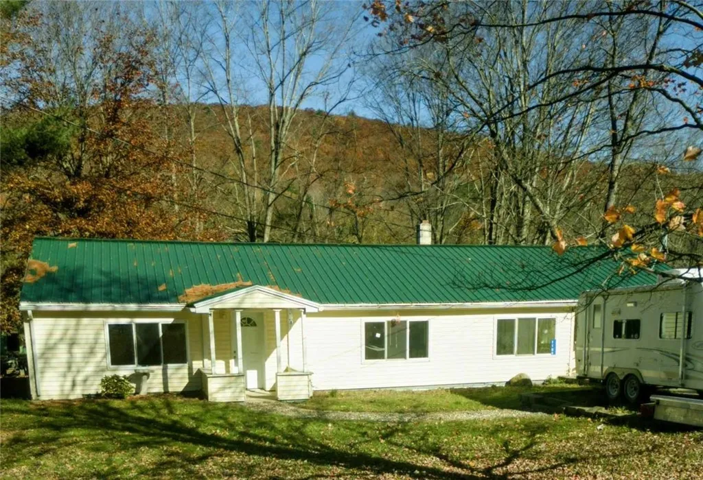 Property at 1189 Ithaca Road, Candor, NY 13864
