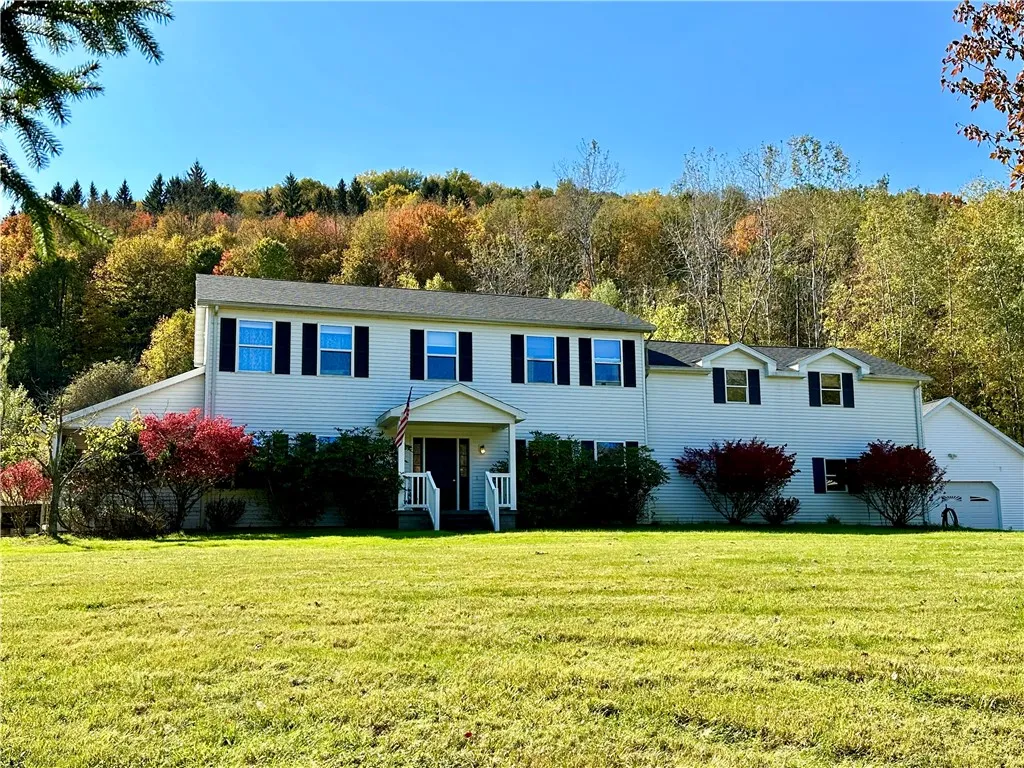 Property at 10 Langley Drive, Bradford Town, PA 16701