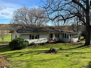 Property at 8046 State Route 90, Montezuma, NY 13117