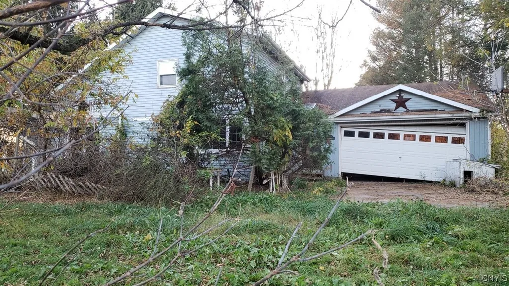 Property at 11965 Cummings Road, Victory, NY 13033