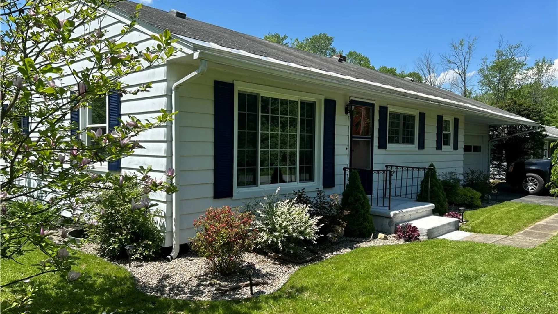 Property at 5 Brayton Court, Manheim, NY 13329 3