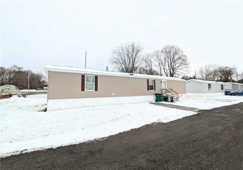 Property at 7 Clear Valley Drive, Wheatland, NY 14511