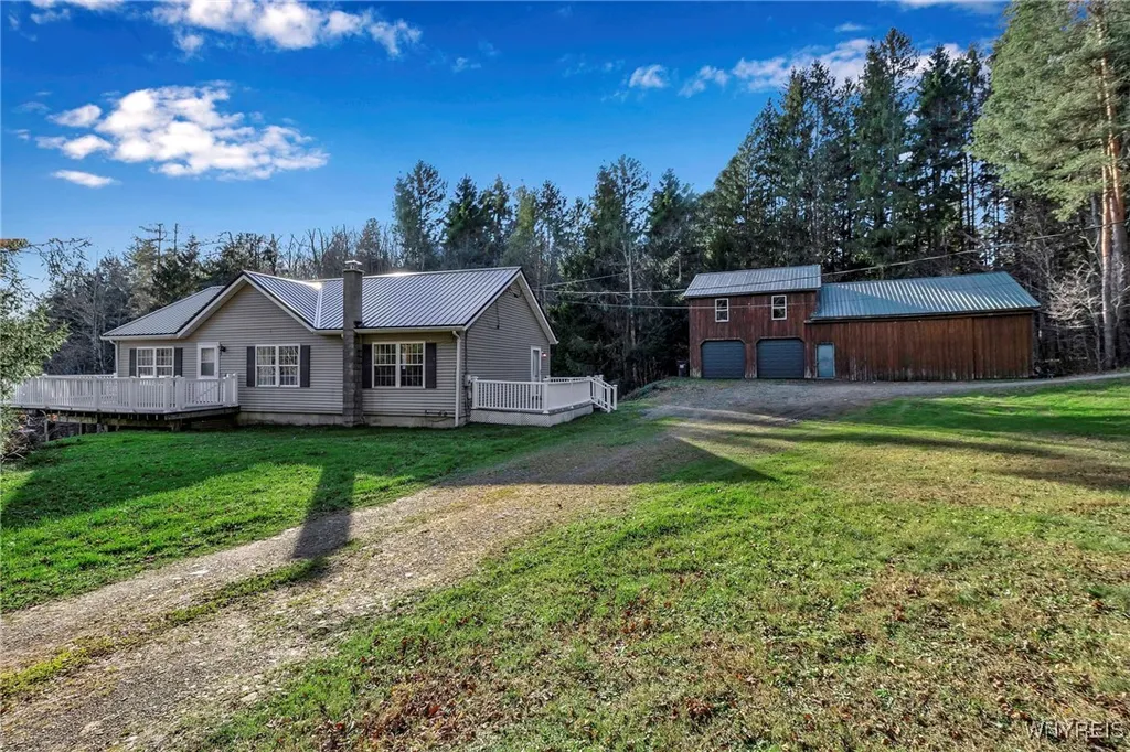 Property at 11631 Youngs Road, Conowingo, NY 14726