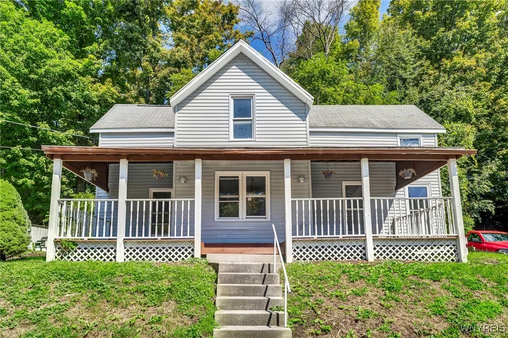 Property at 30 Park Road, Castile, NY 14427