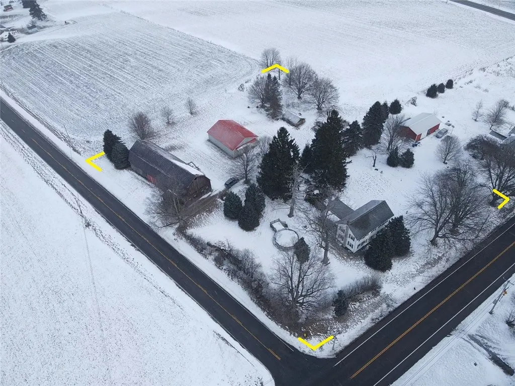 Property at 4499 Number 9 Road, Seneca, NY 14456
