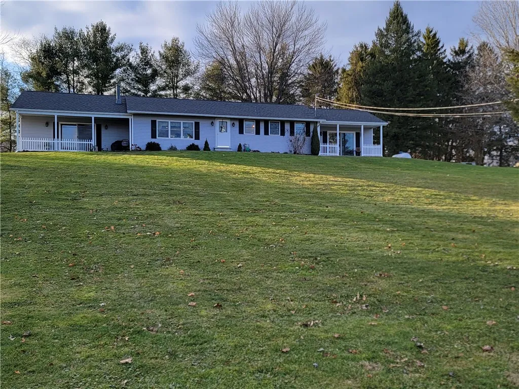 Property at 1667 Lopez Lane, Savannah, NY 13146