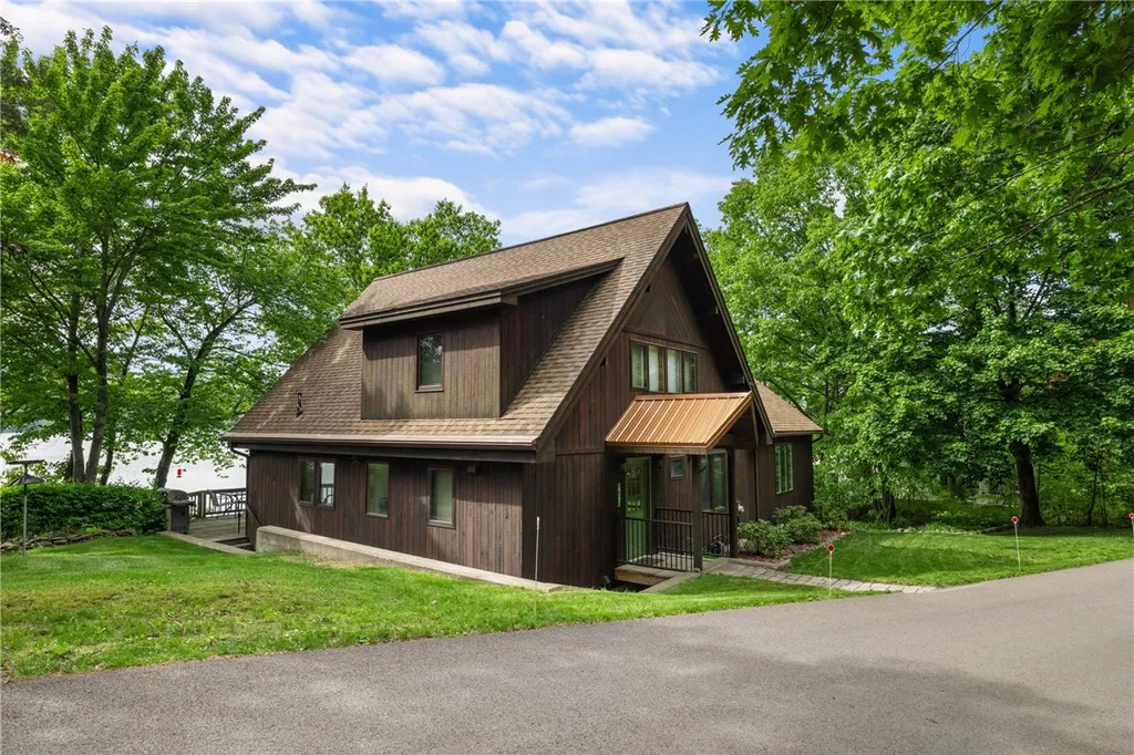 Property at 11995 E Lake Road, Wayne, NY 14840