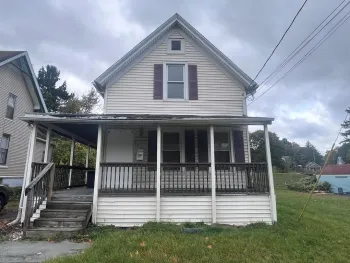Property at 112 Park Avenue, Binghamton, NY 13093