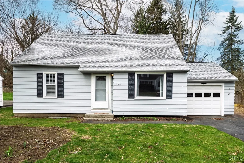 Property at 506 S Terry Road, Geddes, NY 13219