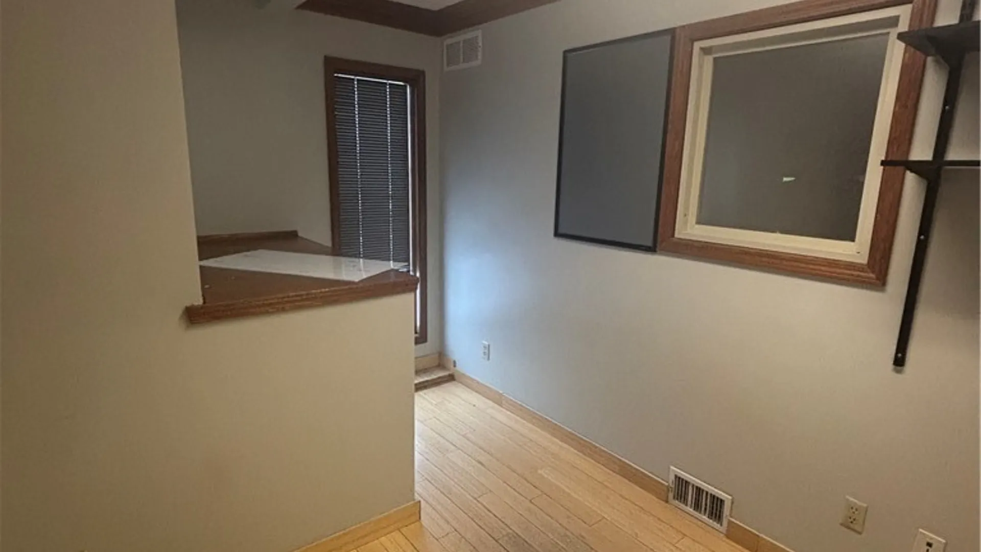 Property at 2320 George Urban Boulevard, Cheektowaga, NY 14043 6