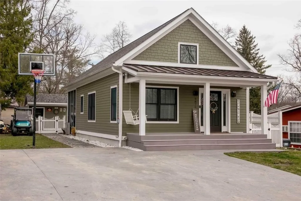 Property at 9875 Bubbling Spring Rd, Wayne, NY 14840