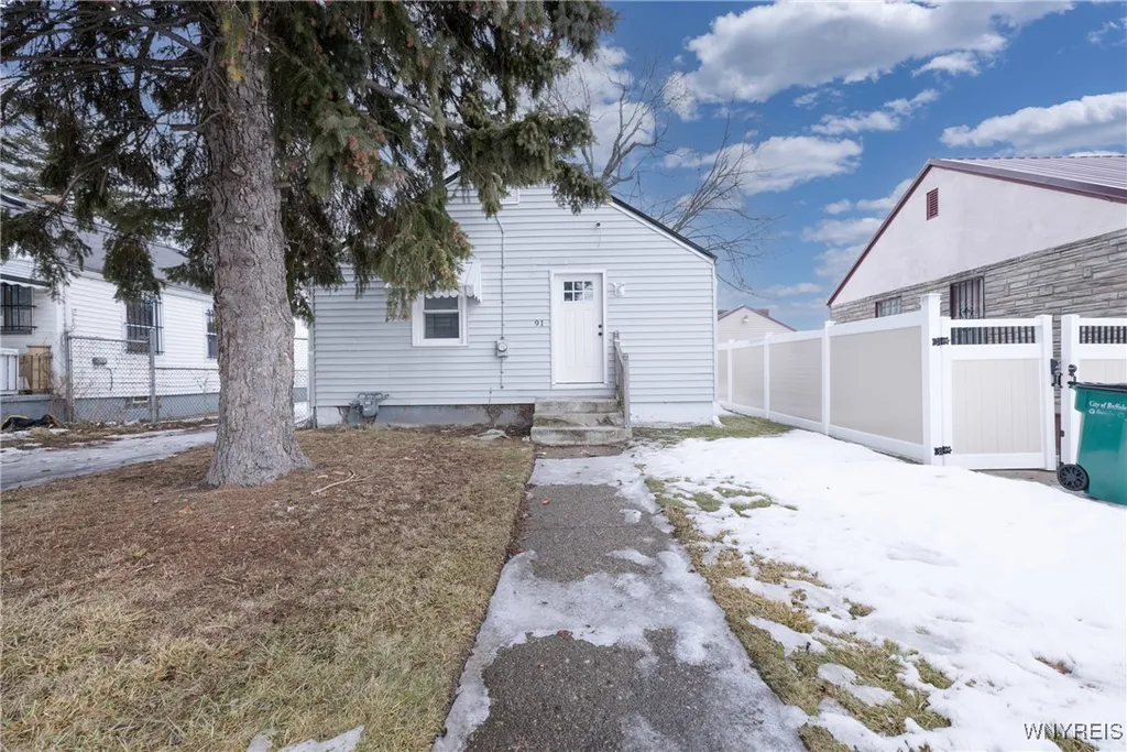 Property at 91 Cambridge Avenue, Buffalo, NY 14215