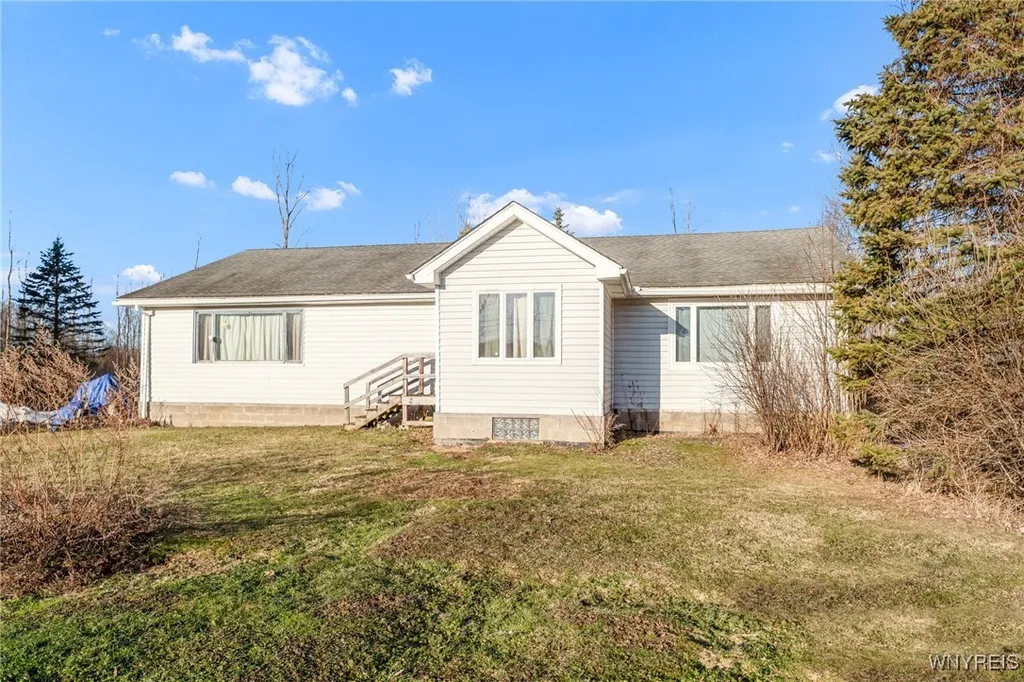 Property at 862 Two Rod Road, Marilla, NY 14102