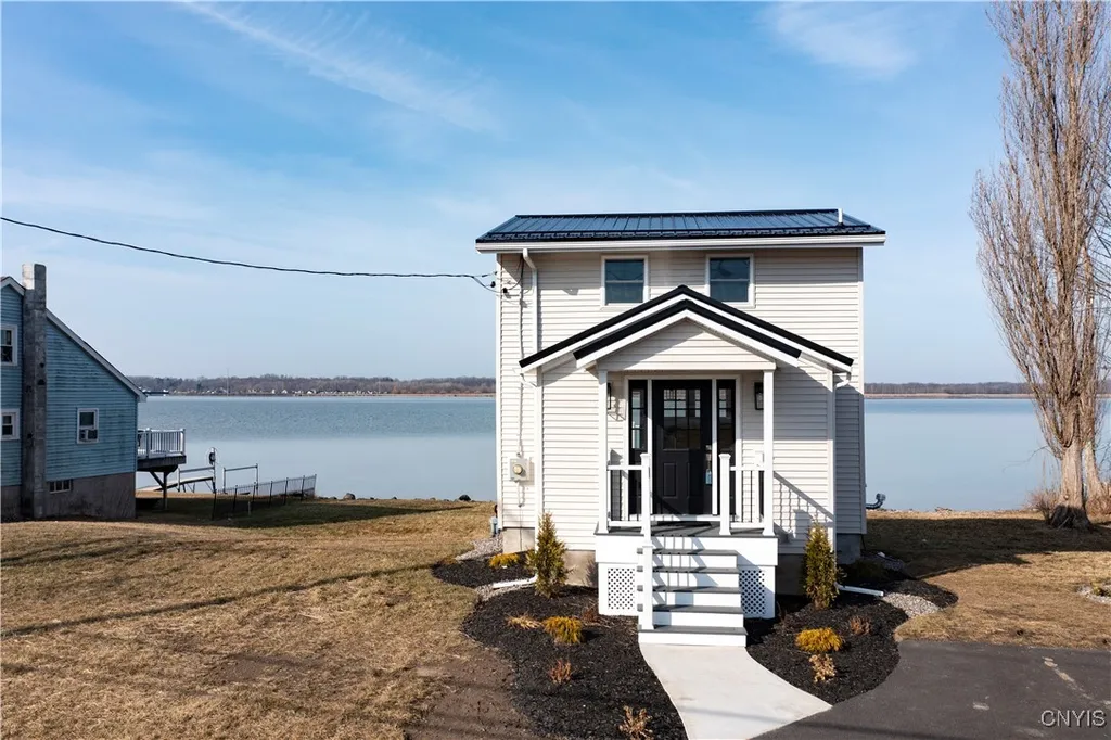 Property at 6511 State Route 90, Aurelius, NY 13034