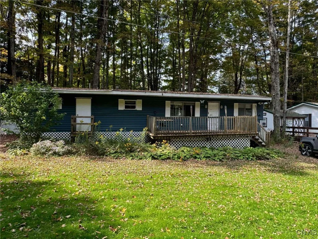 Property at 9 Heron Road, Paris, NY 13322