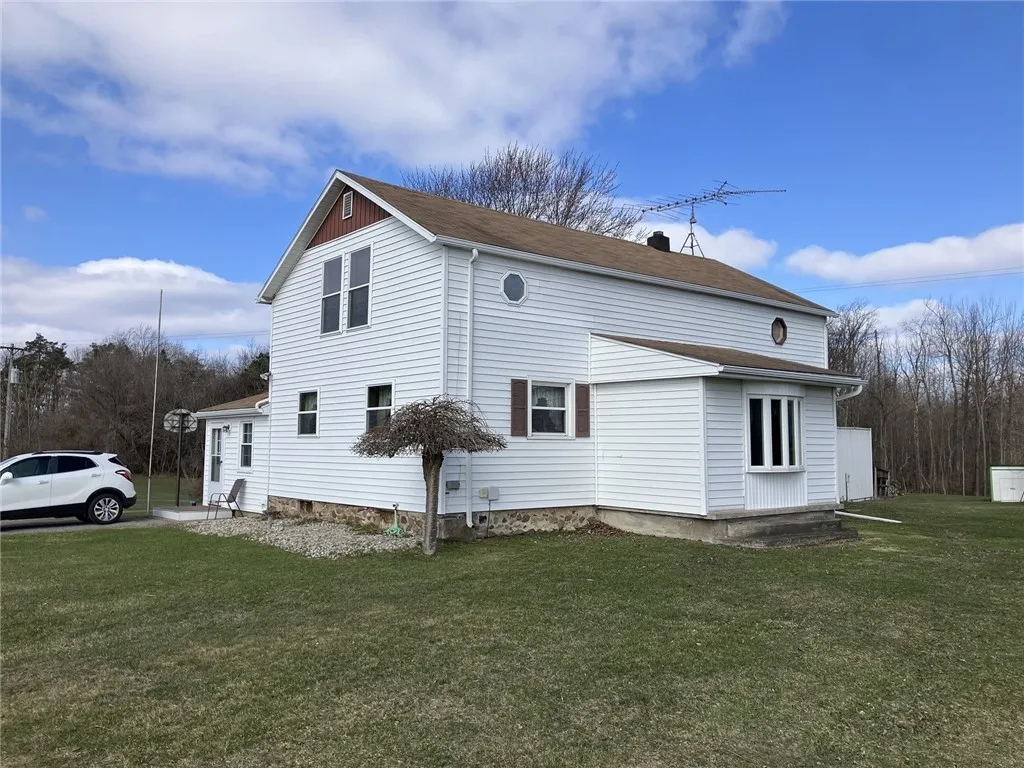 Property at 6052 Albion Road, Oakfield, NY 14125