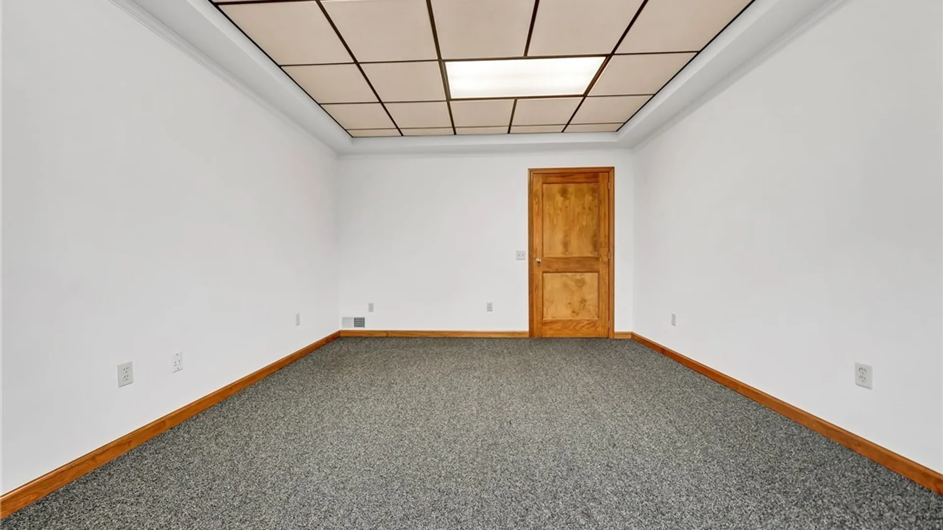Property at 2901-2 Bowen Road, Elma, NY 14059 18