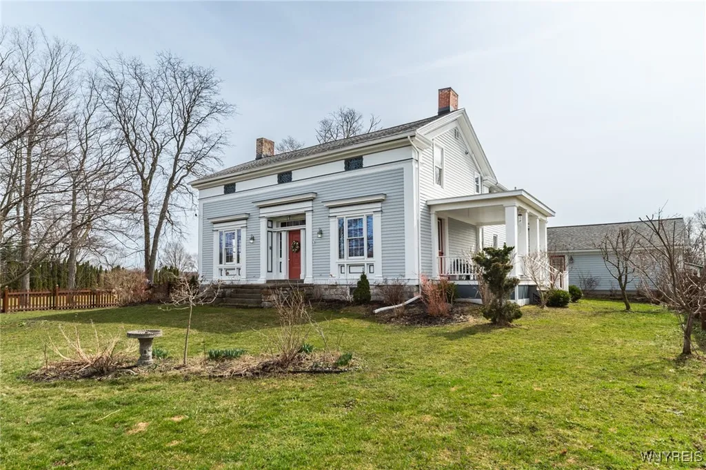 Property at 6248 Main Road, Stafford, NY 14143