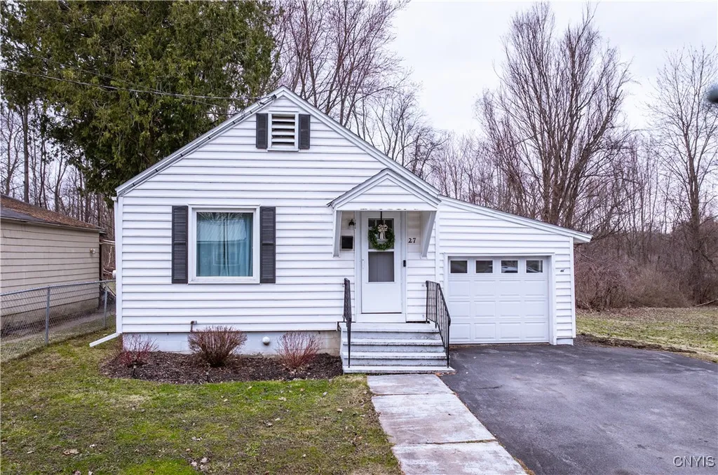 Property at 27 Bayliss Avenue, Whitestown, NY 13495