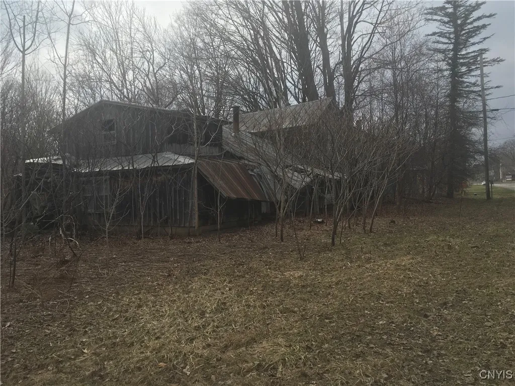 Property at 2805 State Route 13, Albion, NY 13302