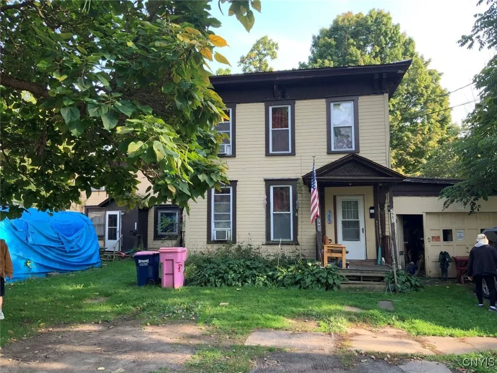 Property at 2982-2984 W Bridge Street, Lysander, NY 13135