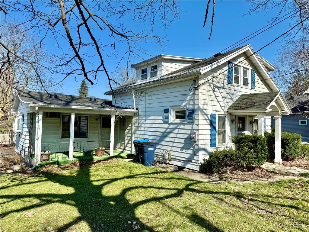 Property at 11152 S Lake Road, Pavilion, NY 14525