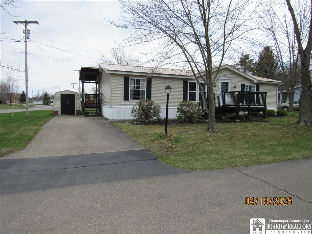Property at 32 Ponderosa Avenue, Portland, NY 14716