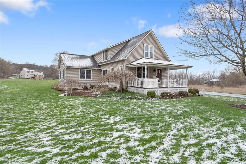 Property at 6339 Pottery Road, Camillus, NY 13164