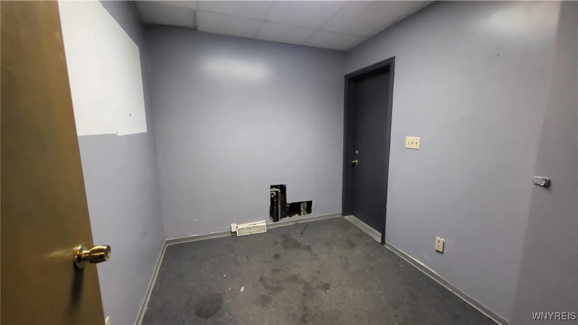 Property at 2047 Clinton Street, Buffalo, NY 14206 36