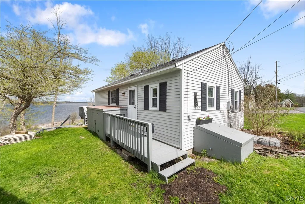 Property at 555 Eno Road, Elbridge, NY 13080