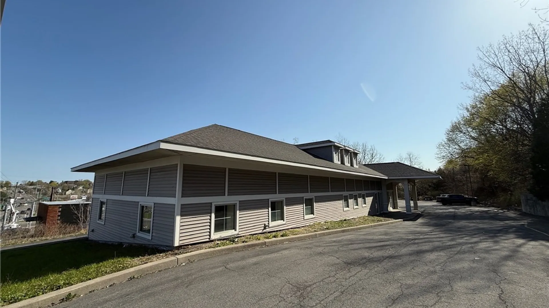 Property at 127-29 Seeley Road, Syracuse, NY 13224 4