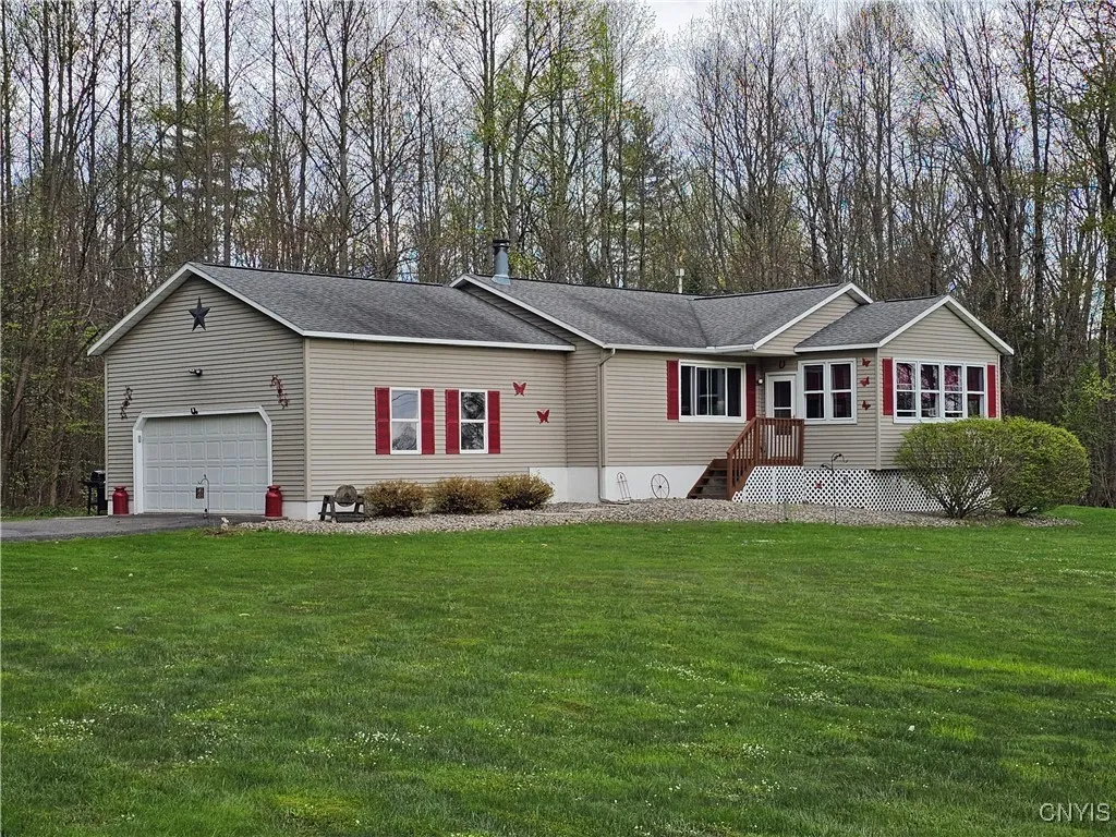 Property at 931 County Route 10, Schroeppel, NY 13132