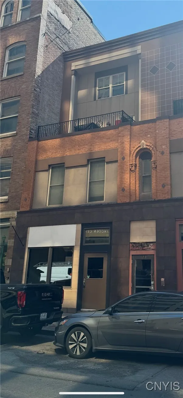 Property at 123 W Fayette Street, Syracuse, NY 13202