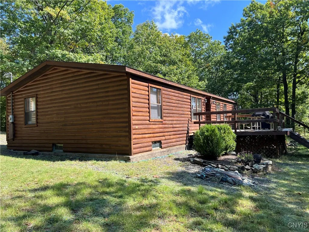 Property at 190 Lynx Drive, Fulton, NY 12149