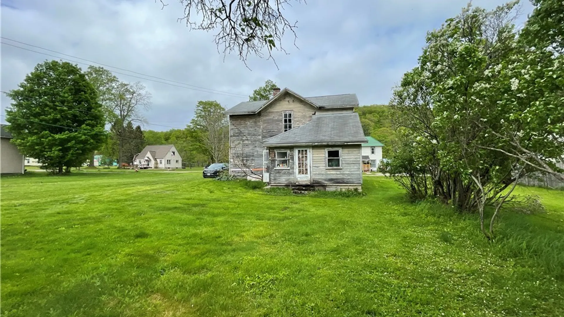 Property at 59 N Franklin Street, New Albion, NY 14719 4
