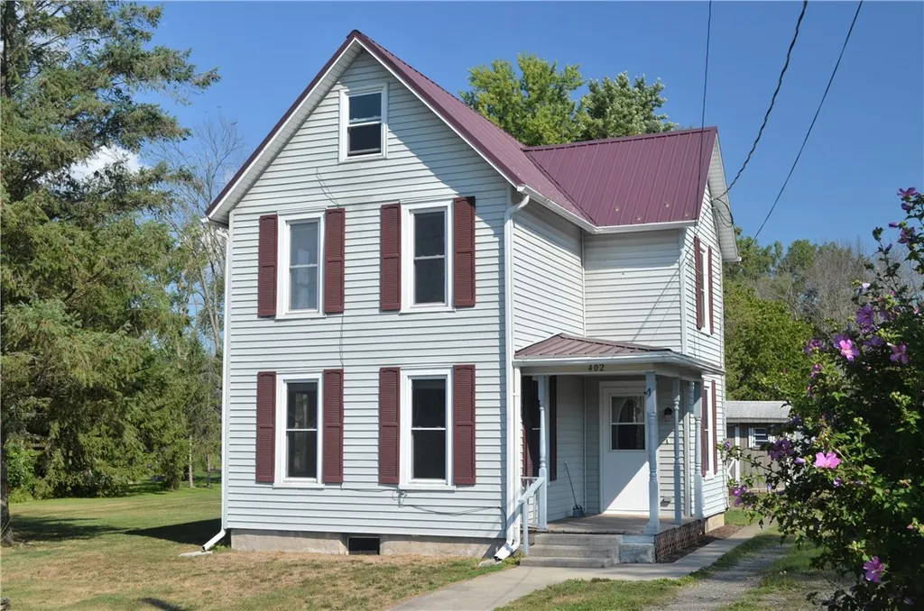 Property at 402 W Broadway Street, Montour, NY 14865