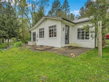 Property at 90 Summerset Drive, Java, NY 14009