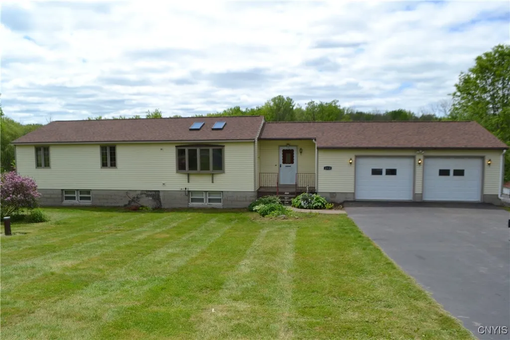 Property at 1310 Old State Route 31, Van Buren, NY 13112