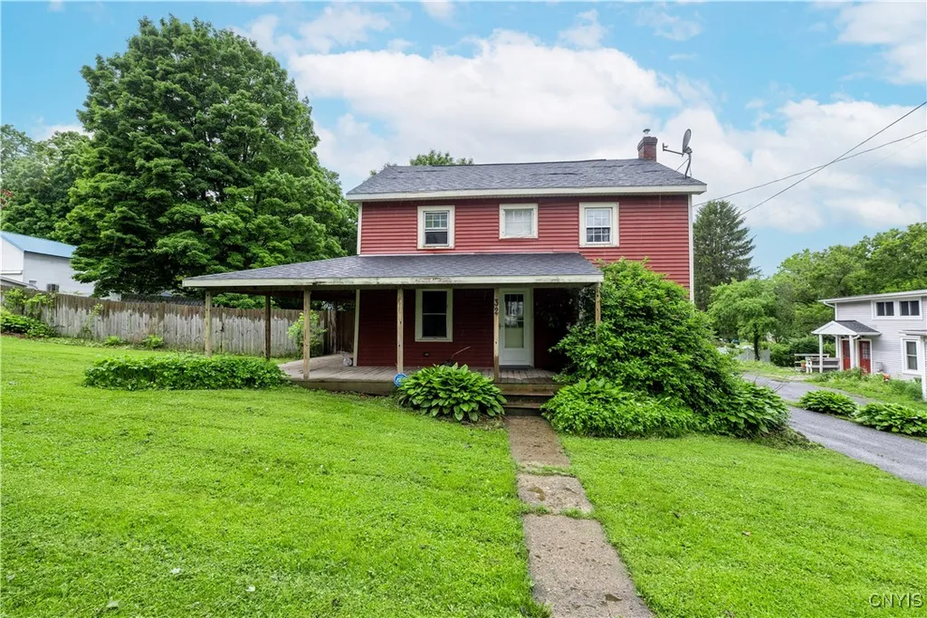 Property at 32 S Hamilton Street, Elbridge, NY 13080