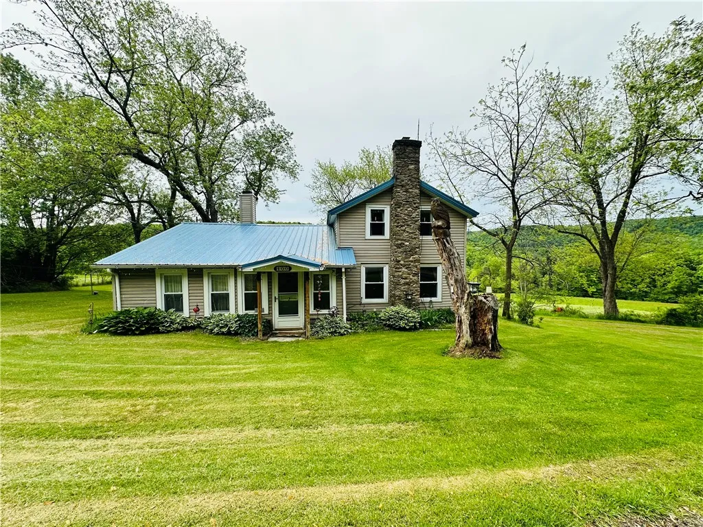 Property at 100 Demunn Road, Catlin, NY 14812