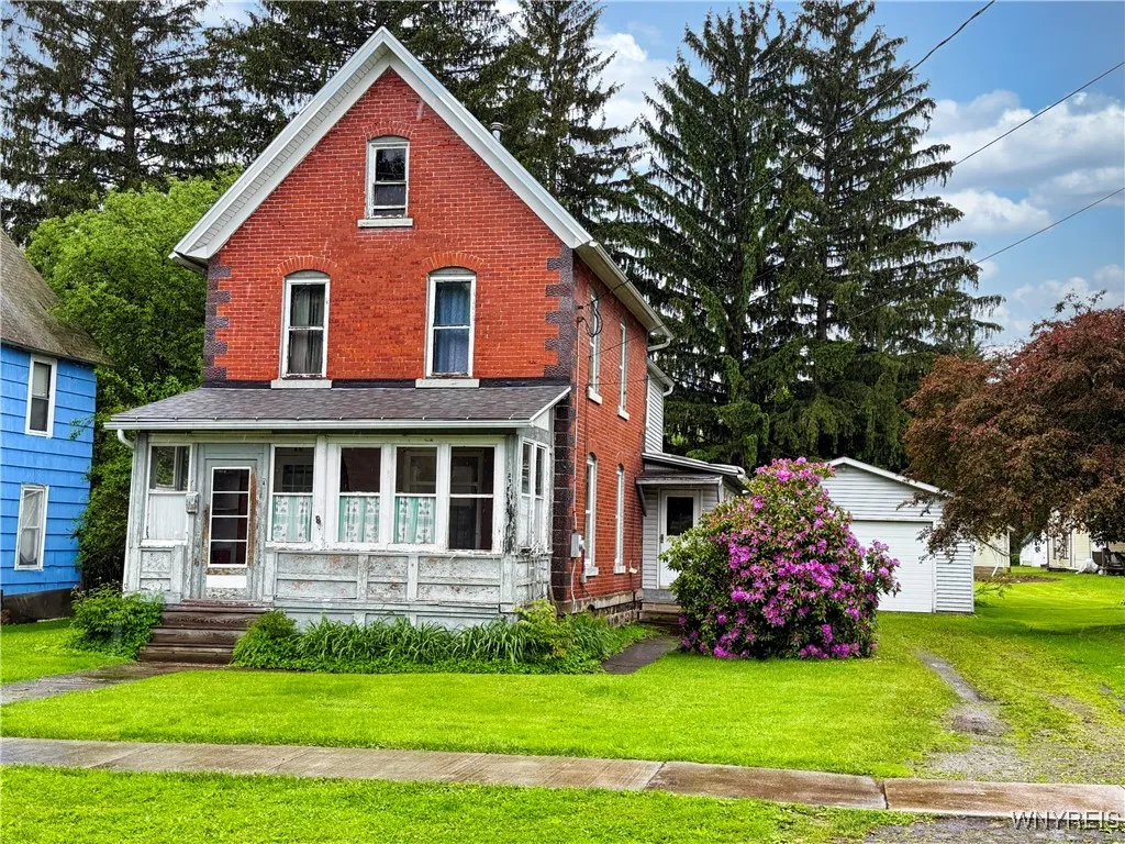 Property at 89 Lincoln Avenue, Salamanca, NY 14779