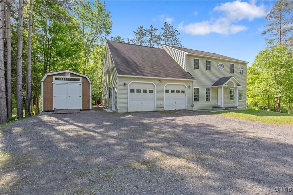 Property at 9200 Sixty Road, Lysander, NY 13135